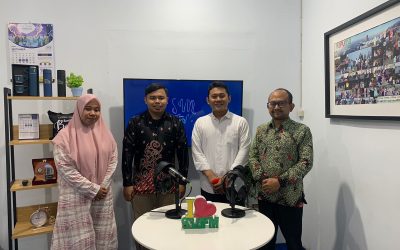 Salah Seorang Mahasiswa S1 Manajemen UNUSA Menjadi Narasumber di Acara Talkshow Radio Suara Muslim