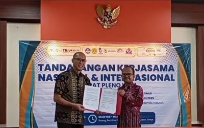Prodi Bisnis Digital UNUSA Berpartisipasi dalam Rapat Pleno APBISDI 2025 di UPNV Jatim